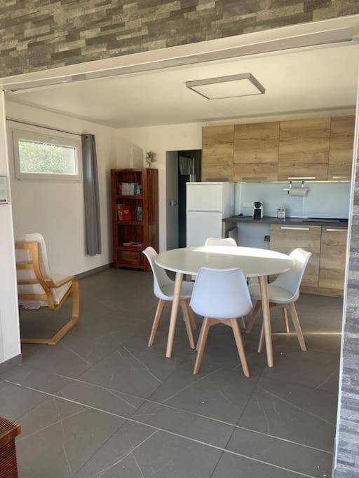 Dependance Au Sein D'Une Villa Avec Piscine Aix-en-Provence Kültér fotó
